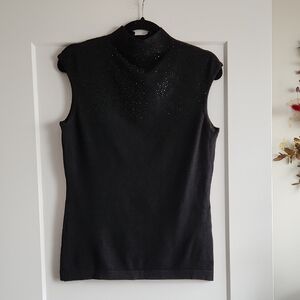 🏰NWT🏰 Le Château Black Sleeveless Top with Sparkling Accents, Size M